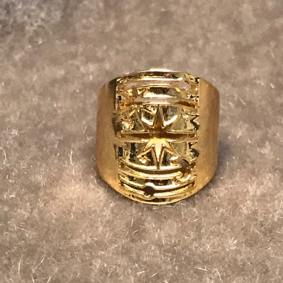 COPY - Pamela Love, NWOT, Galaxy Ring. Gold, size 6 - Picture 5 of 6